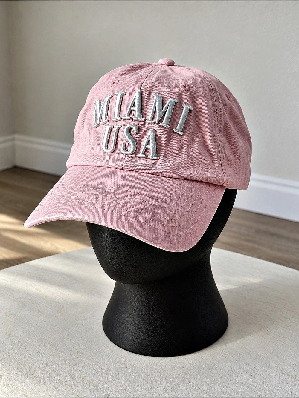 Aeropostale Miami USA Baseball Cap Pink